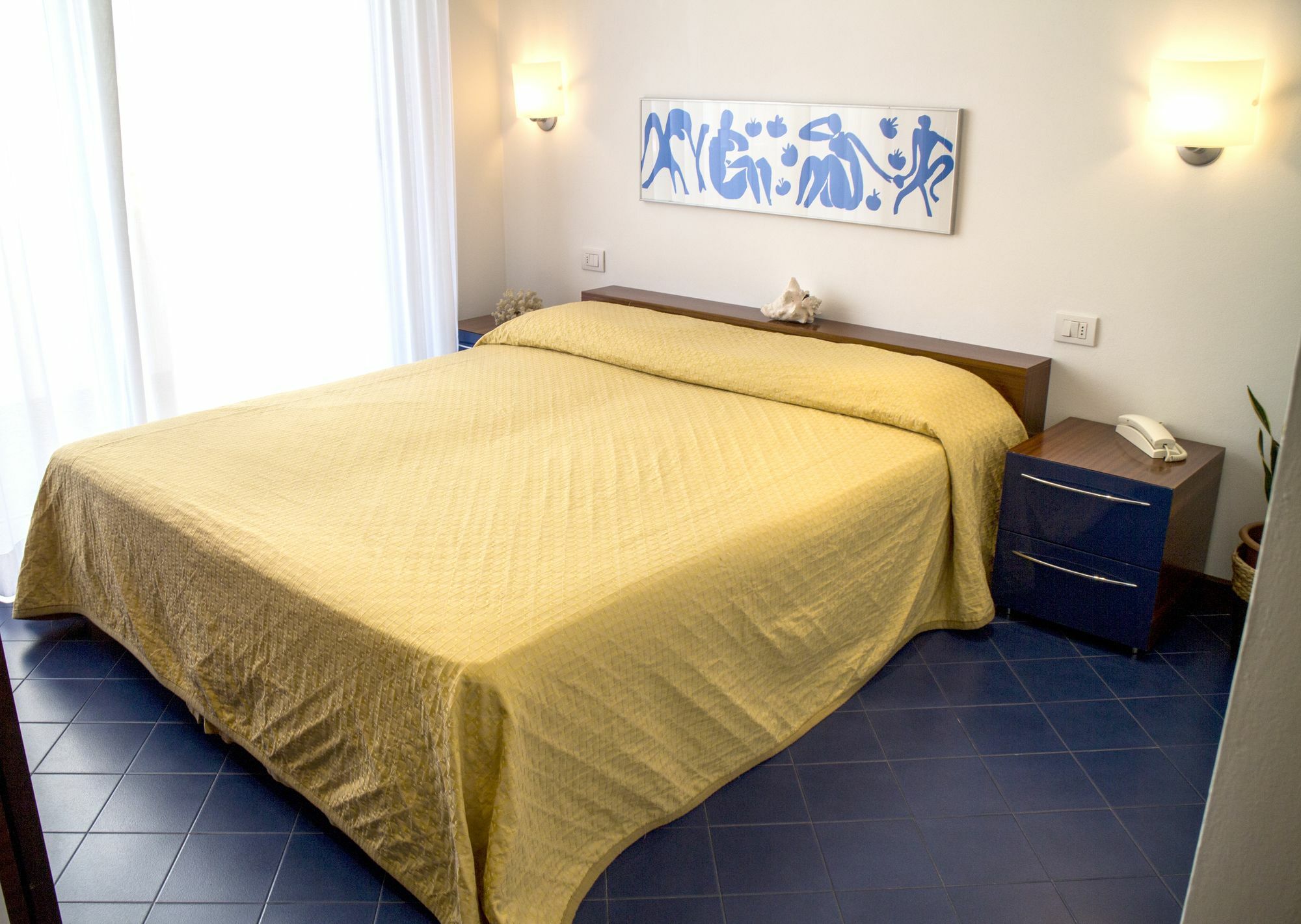 Residence Adriatico Габиче Маре Екстериор снимка
